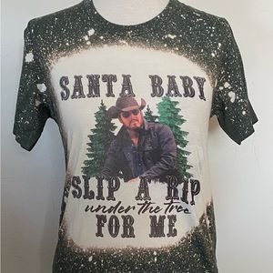 Santa Baby Slip A Rip Under the Tree For Me T-Shirt Green